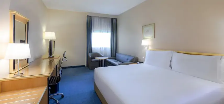 Holiday Inn Yanbu, an IHG Hotel image